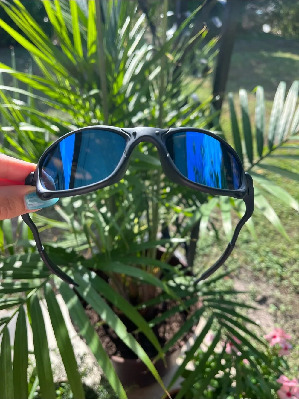 UV 400 Sunglasses with blue Mirror Lenses Gafas sporty